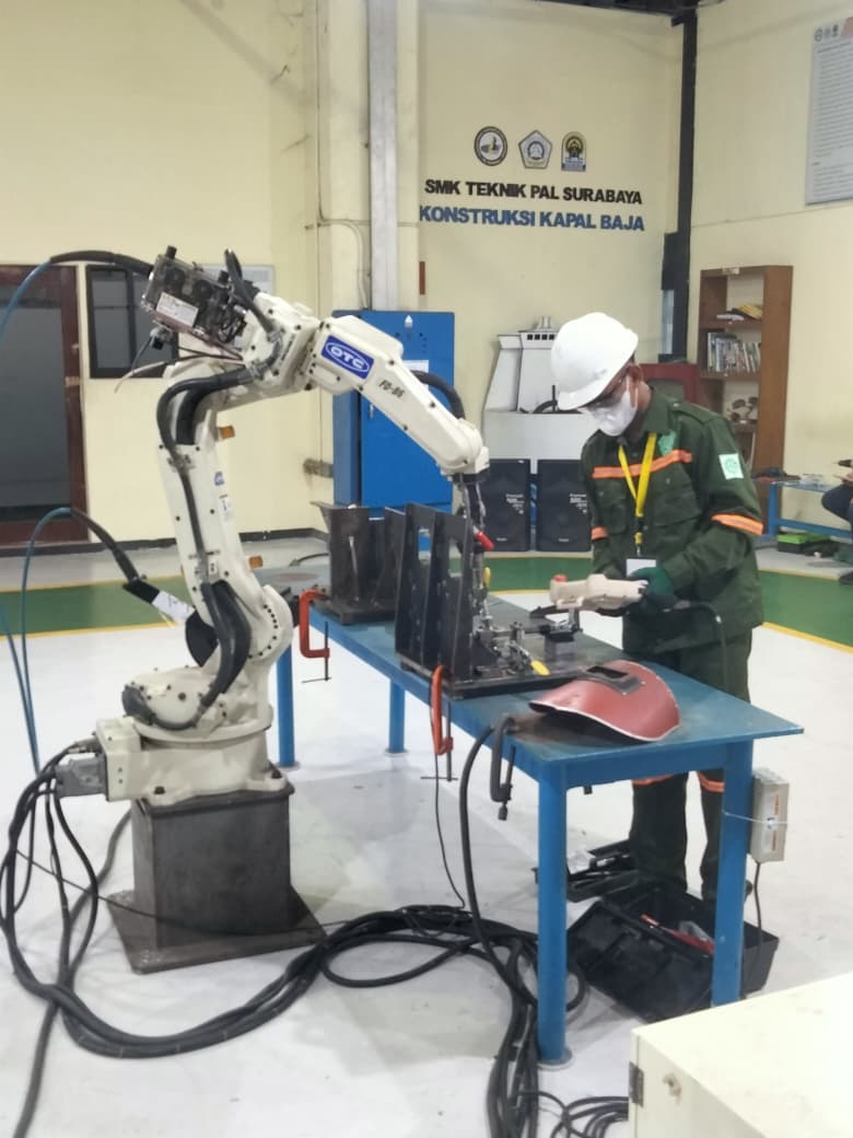 WhatsApp Image 2026-04-06 at 15.57.06